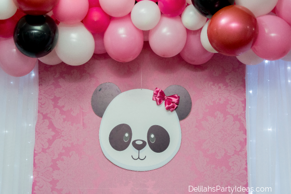 Panda backdrop and balloon garland