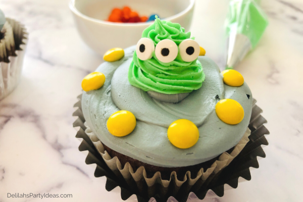 Green Alien Spaceship Cupcakes