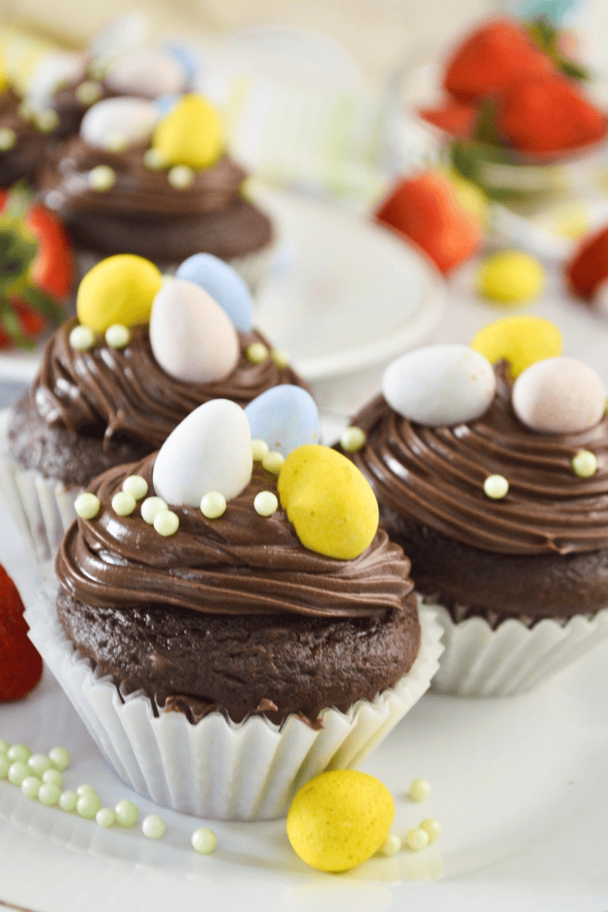 Easter egg cupcakes