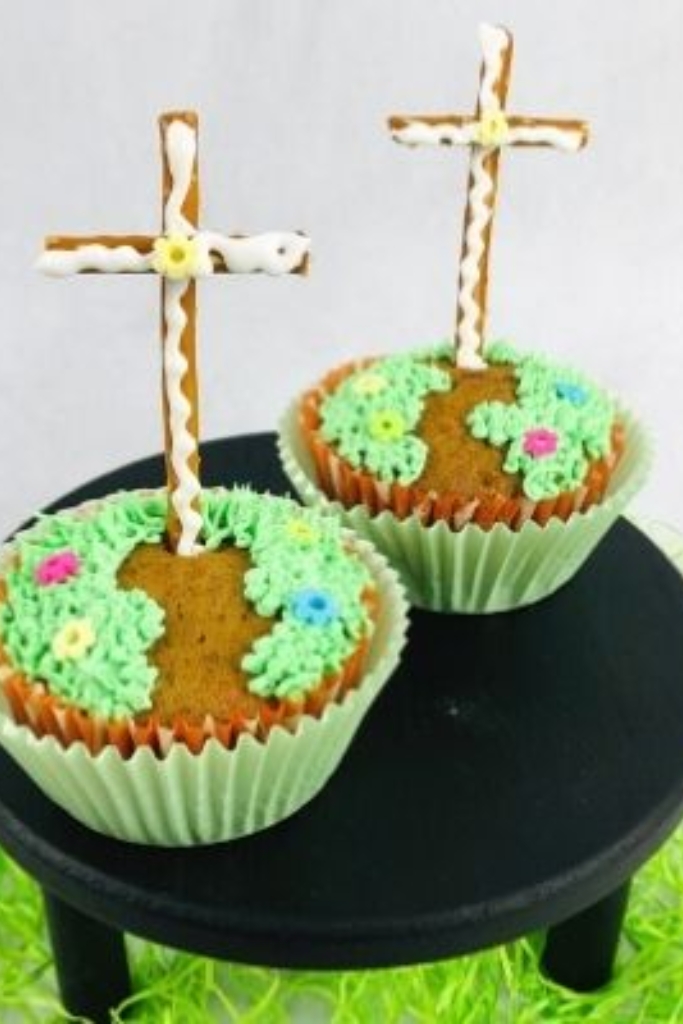 easter cross cupcakes