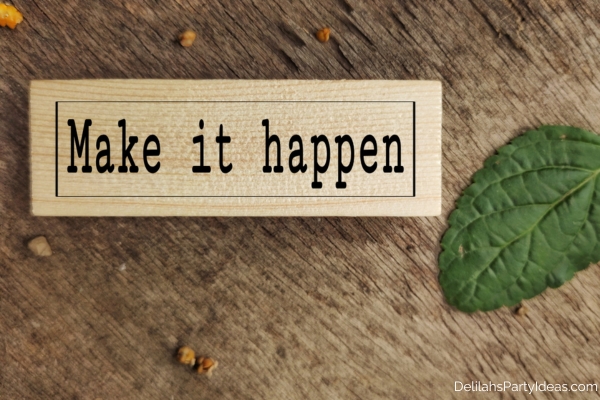 quote on wooden block