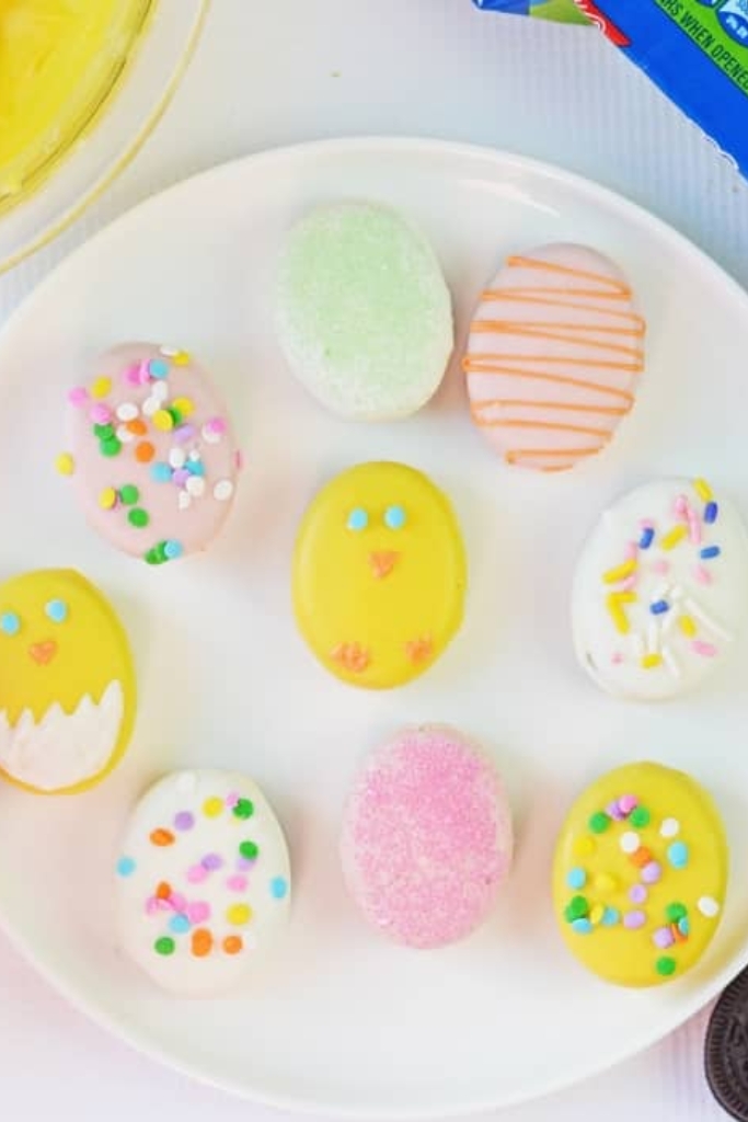 Easter egg Oreos