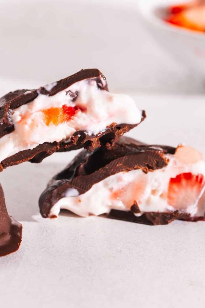 Strawberry Frozen Yogurt Bites