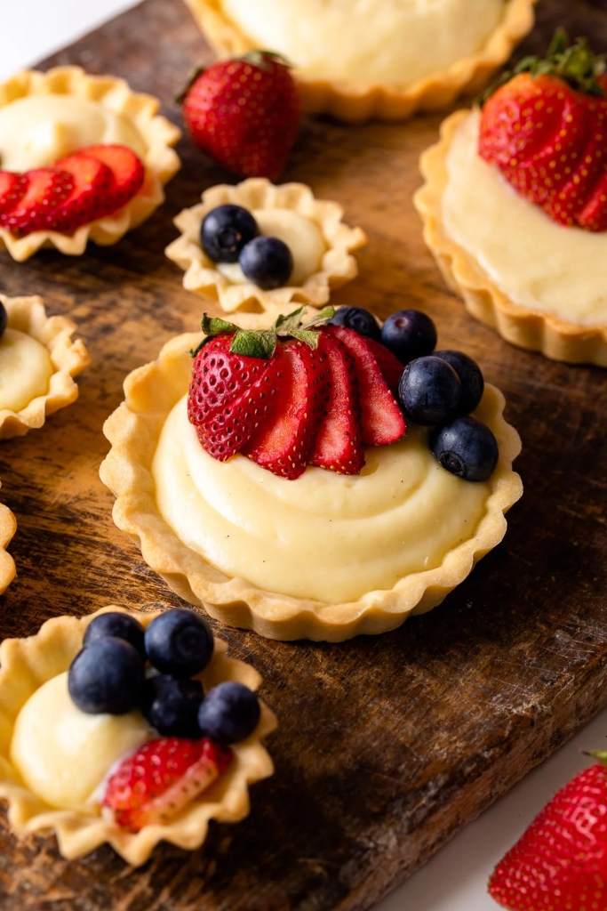 Mini fruit tarts