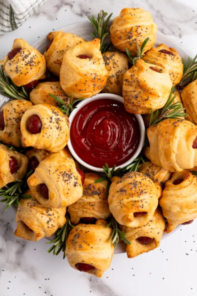 Mini Piggies in Blanket