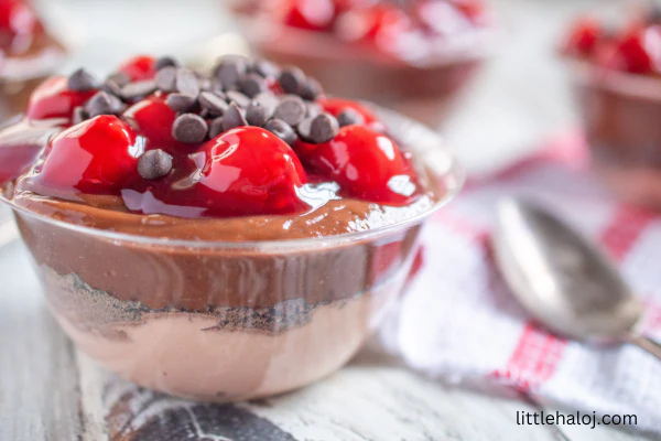 mini black forest cheesecake